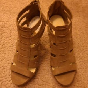 Nine West Tan Strappy Peep-Toe Heels